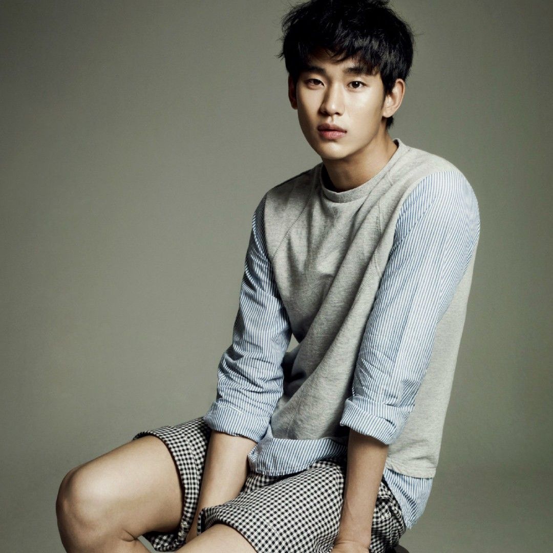 Recent activity shot of Kim Soohyun