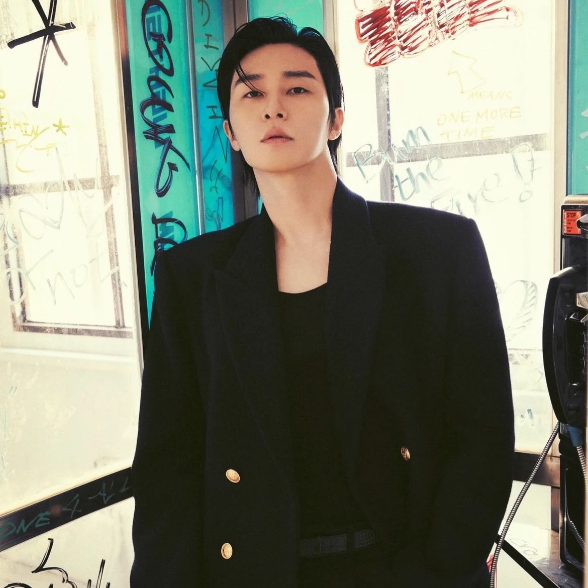 Behind-the-scenes cut of Park Seojoon