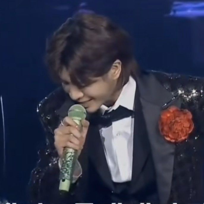 粉丝拍下的郑东元瞬间