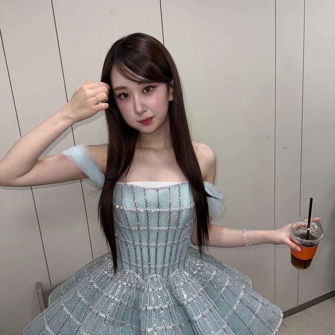 Foto terbaru dari Jeon Yujin