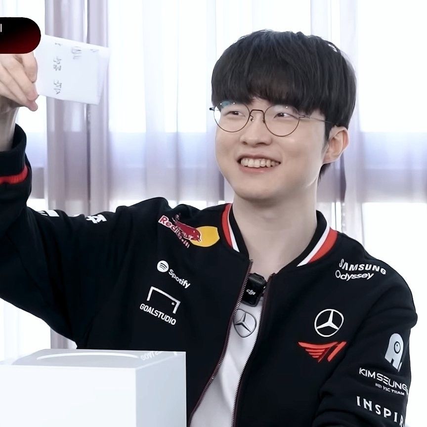 Behind-the-scenes cut of Faker