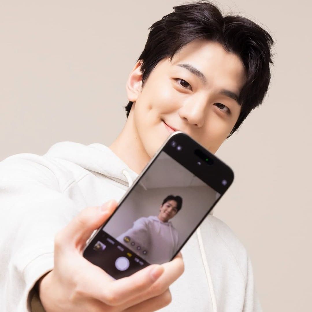 A moment captured by a fan of Kim Minkyu