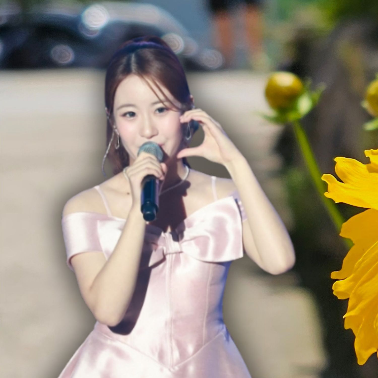 A moment captured by a fan of Oh Yujin