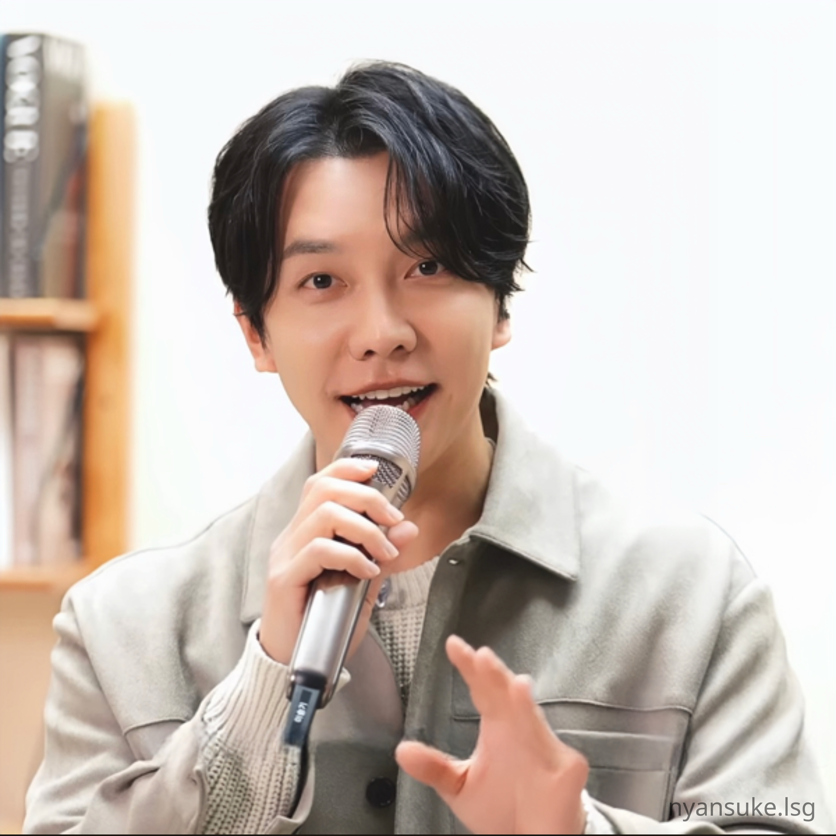 Foto terbaru dari Lee Seunggi