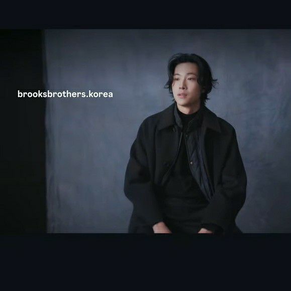 Recent activity shot of Lee Jongwon