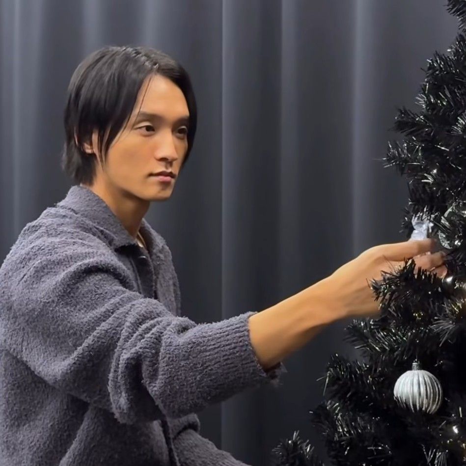 Behind-the-scenes cut of Choi Hojong