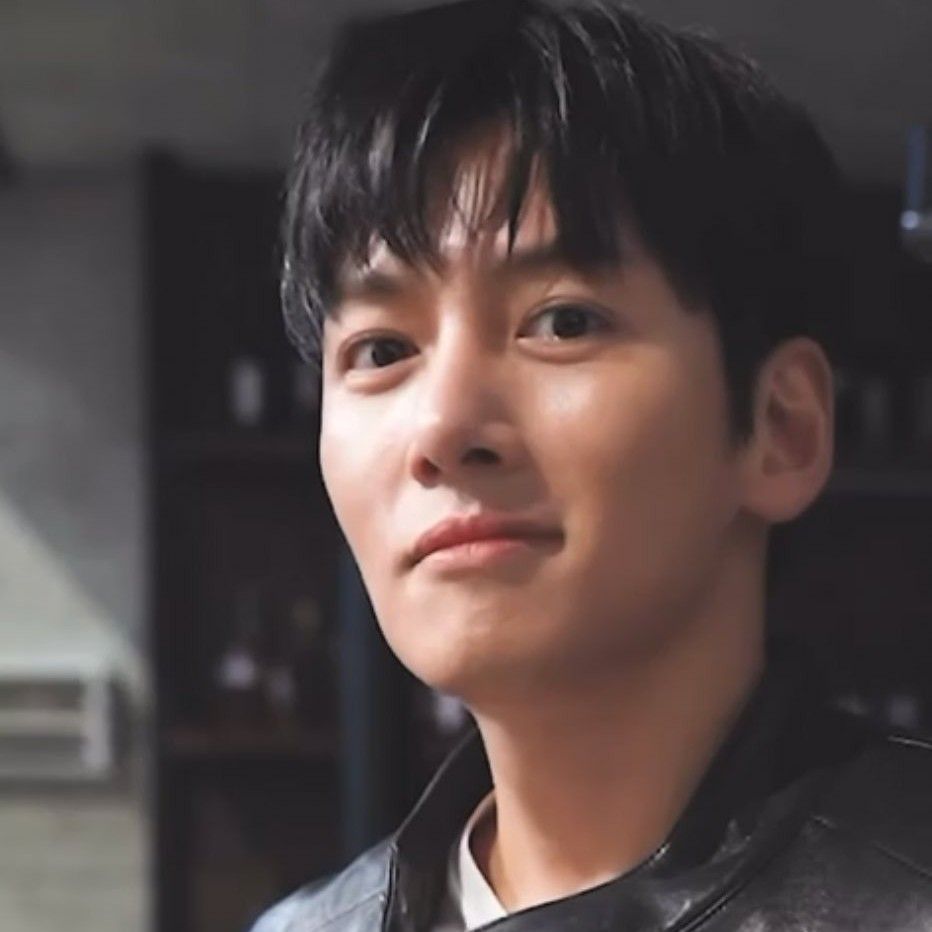 Latest photo of Ji Changwook
