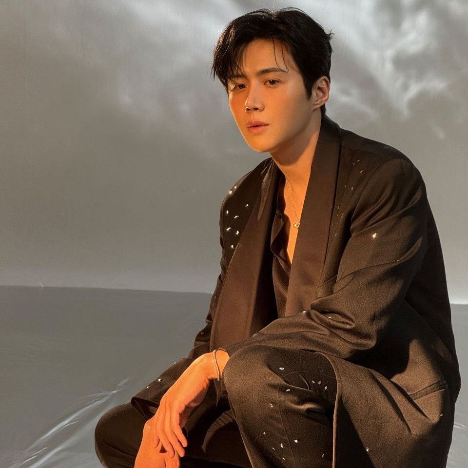 Behind-the-scenes cut of Kim Seonho