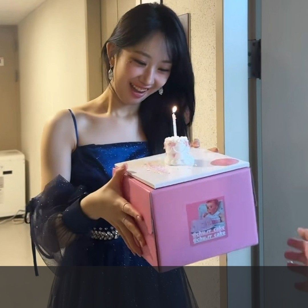 Foto kegiatan terbaru dari Jeon Yujin