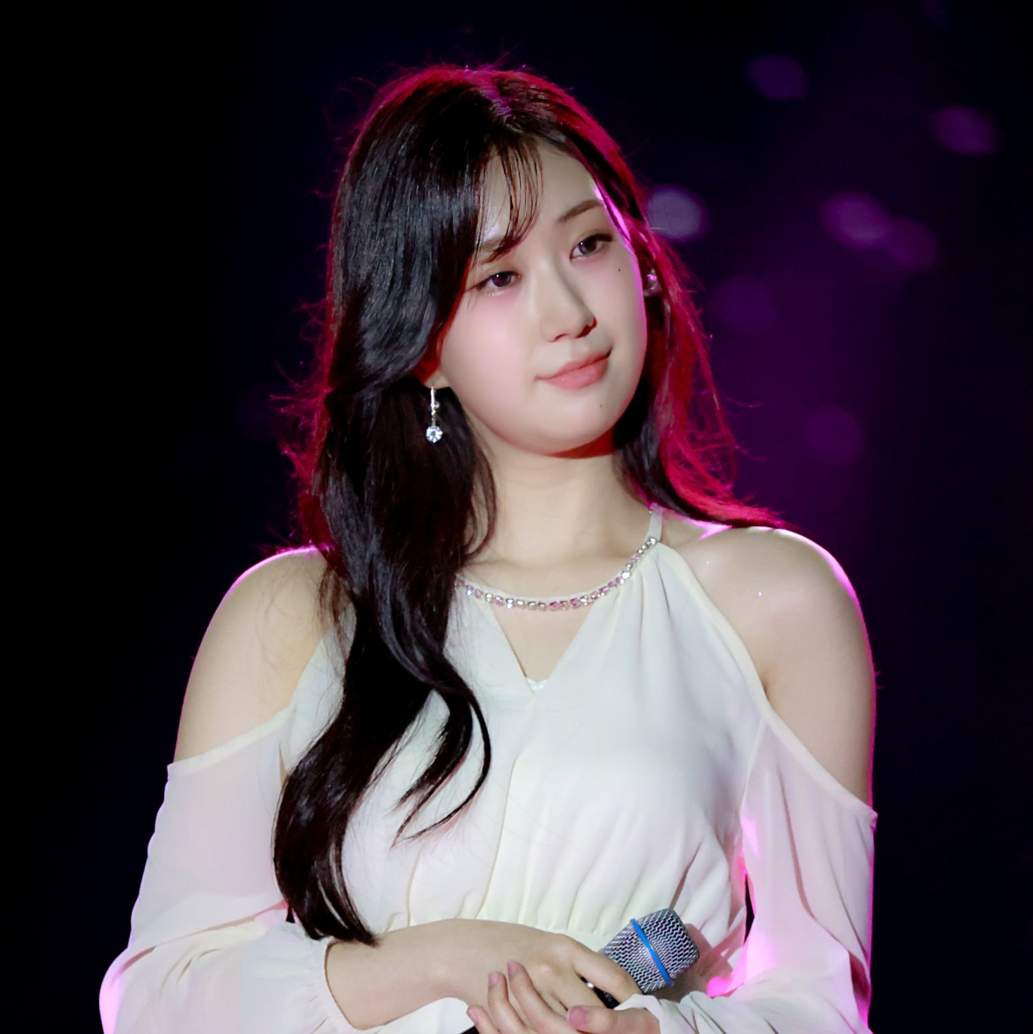 A moment captured by a fan of Jeon Yujin