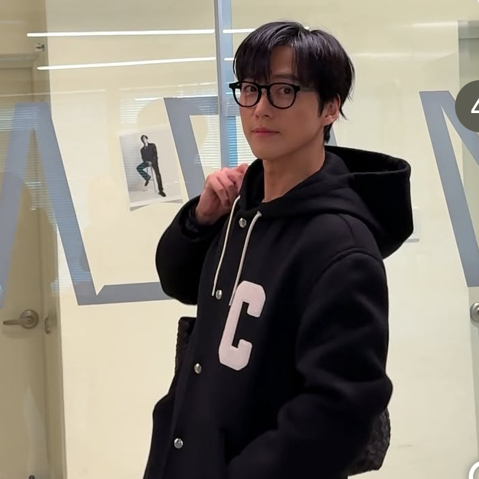 Latest photo of Namkoong Min