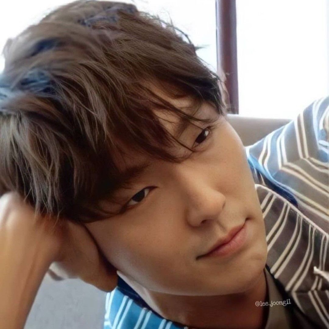 Latest photo of Lee Joongi