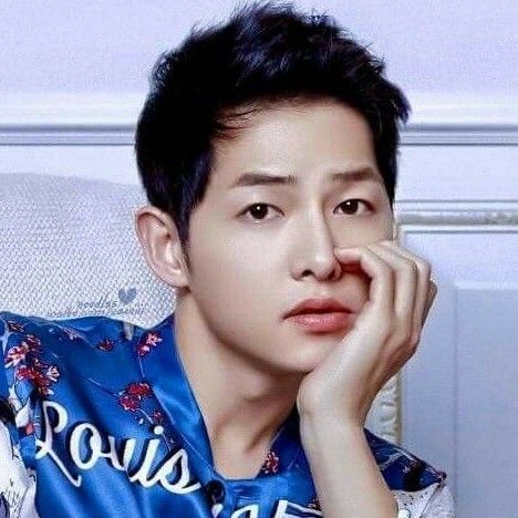 Latest photo of Song Joongki