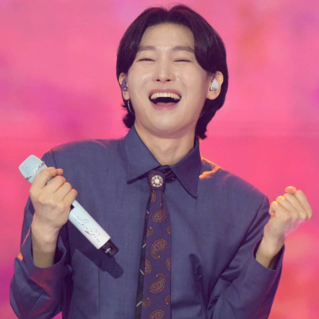 A moment captured by a fan of Kim Yongbin