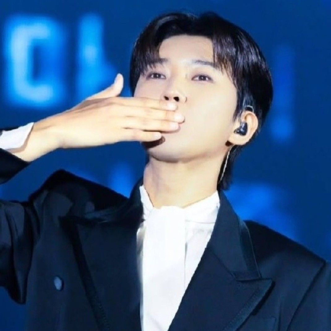 イム・ヨンウンの最近の活動ショット