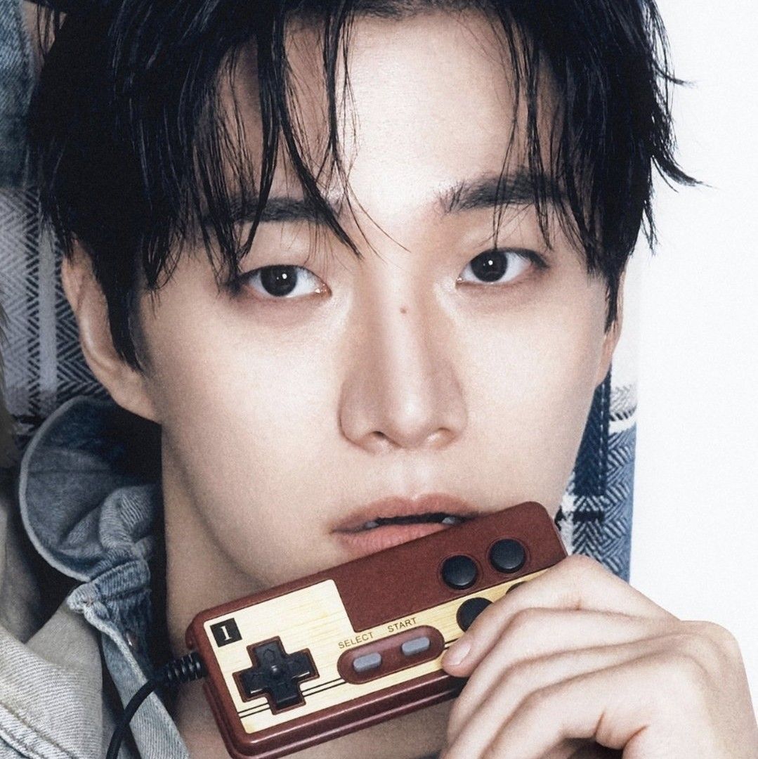 イ・ジュノの最新写真