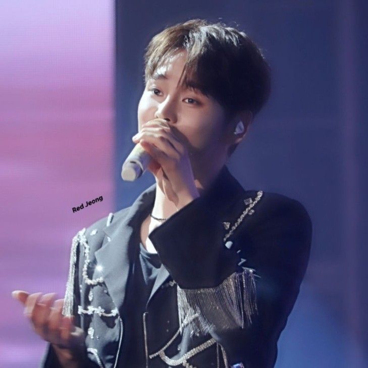 朴瑞镇的最新照片