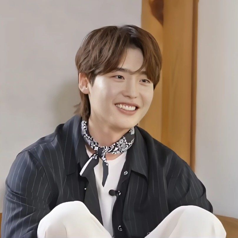 Behind-the-scenes cut of Lee Jongsuk