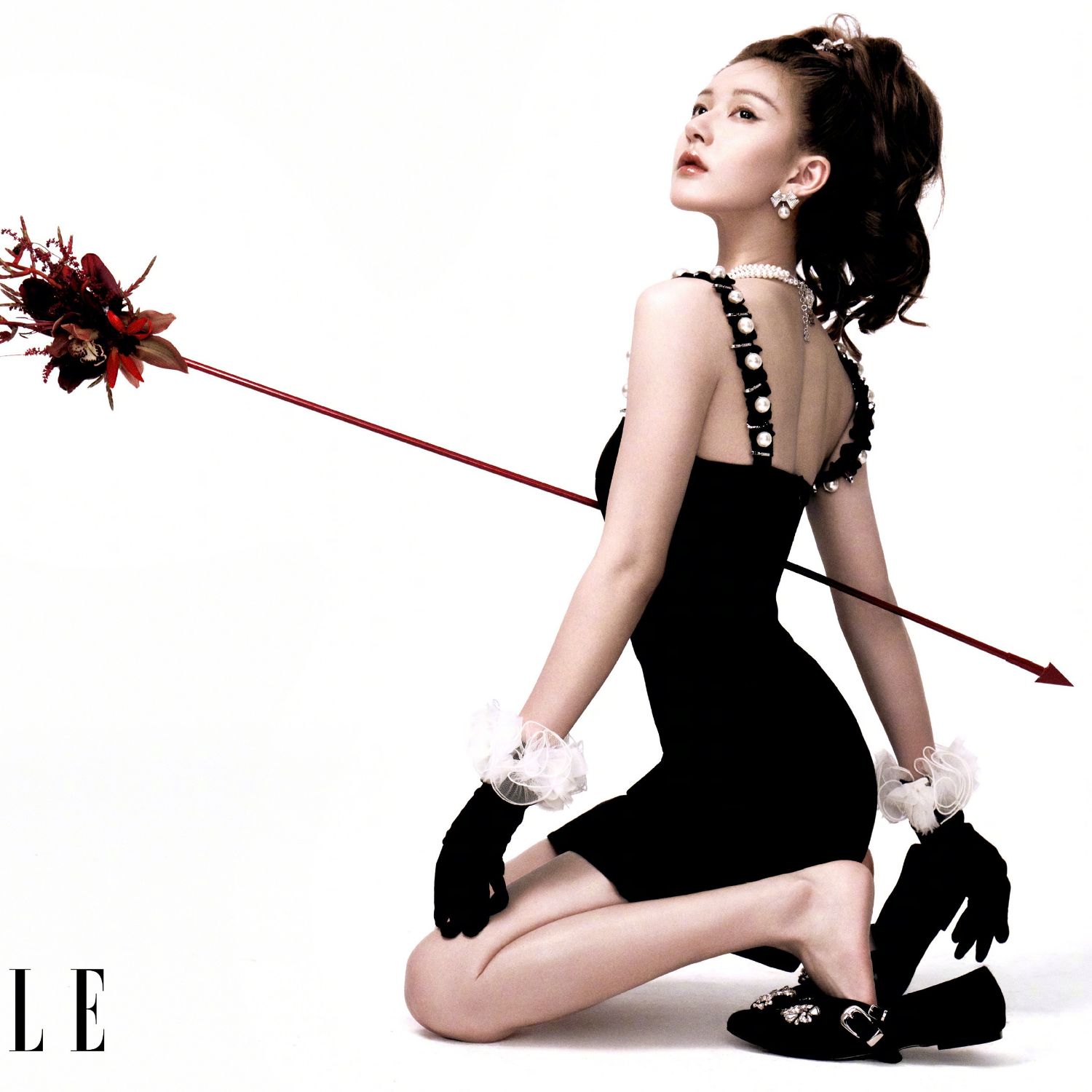 Konten selebriti populer yang sedang hangat di komunitas