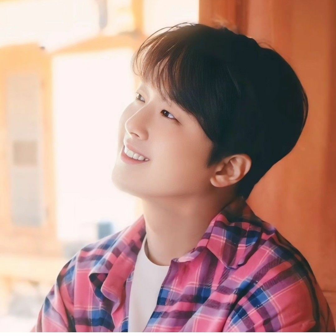 Cuplikan di balik layar dari Lee Chanwon