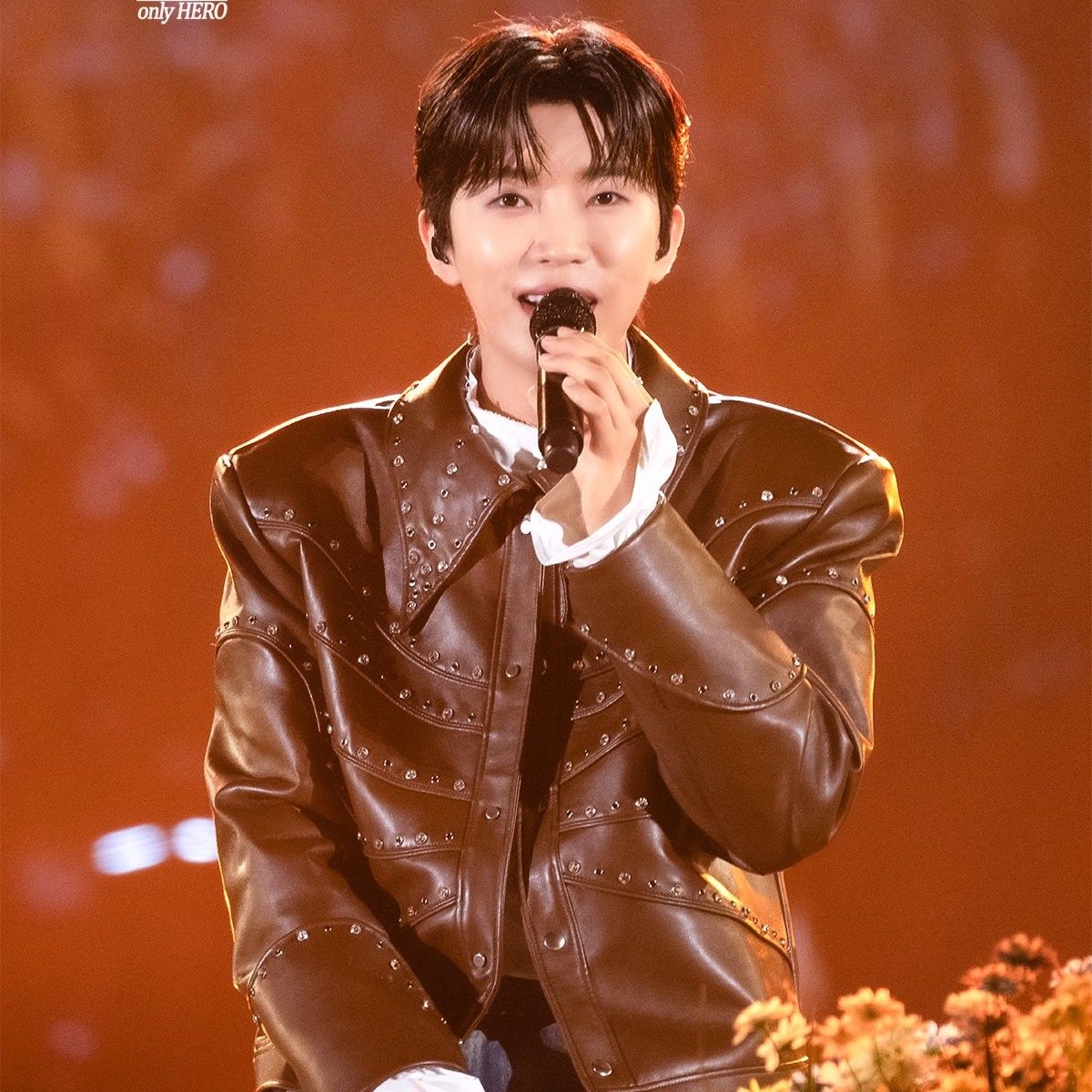 Behind-the-scenes cut of Lim Youngwoong