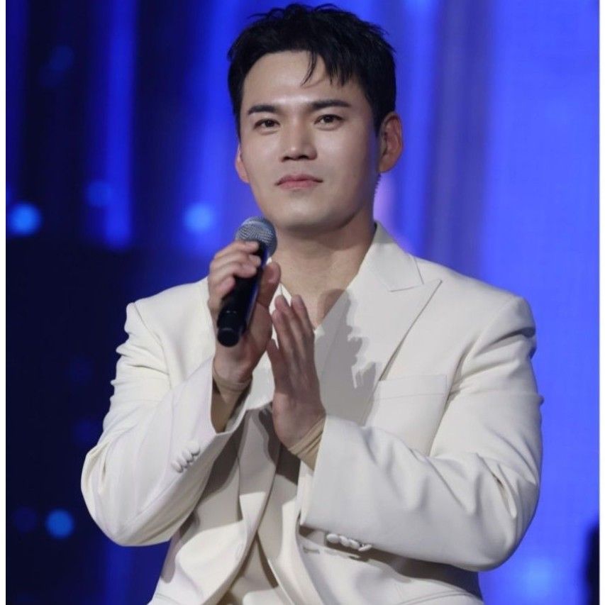 Latest photo of Lee Jung