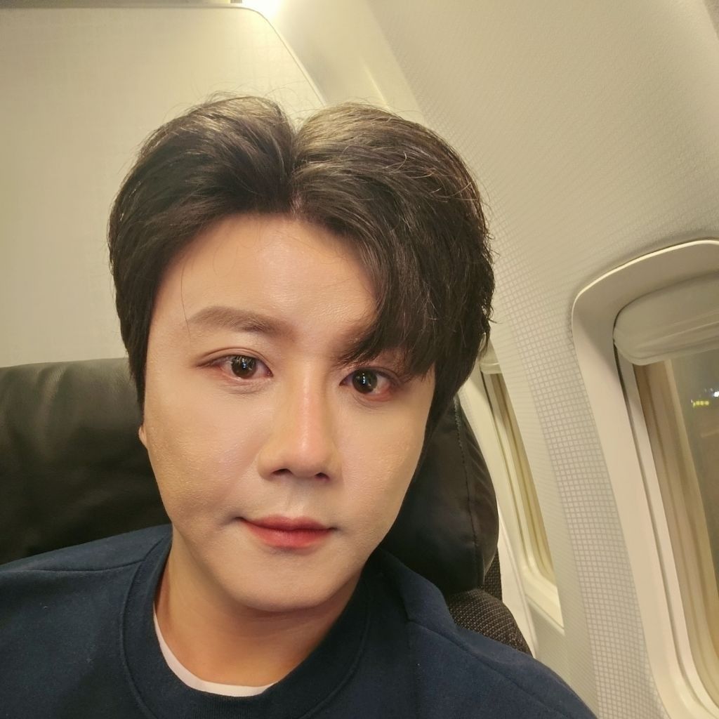 チン・ヘソンの最近の活動ショット