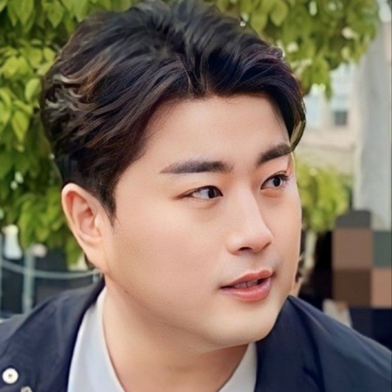 Cuplikan di balik layar dari Kim Hojoong
