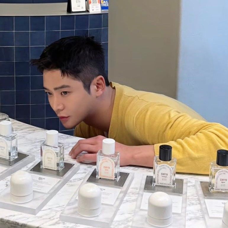 Cuplikan di balik layar dari Rowoon