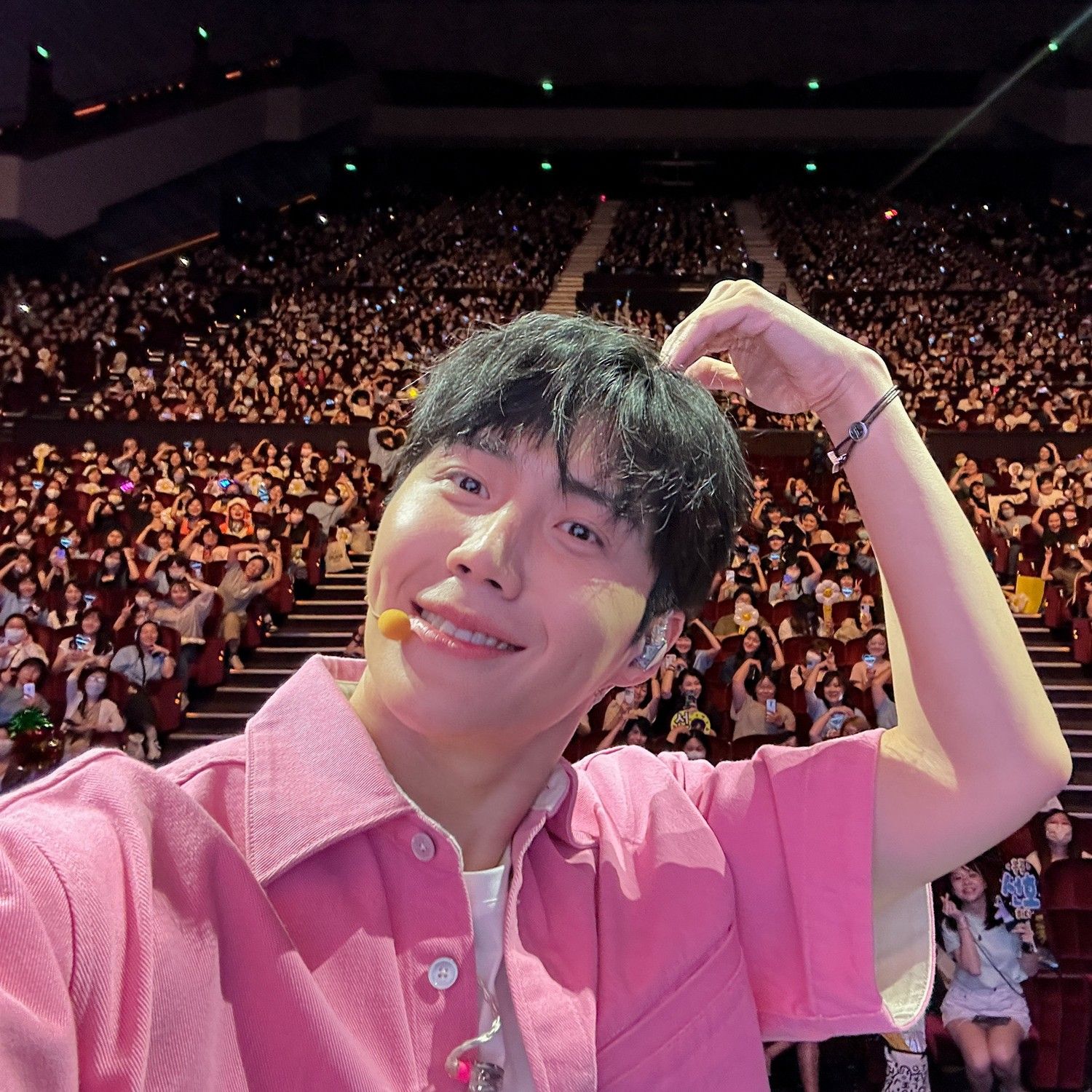 金宣虎的最新照片