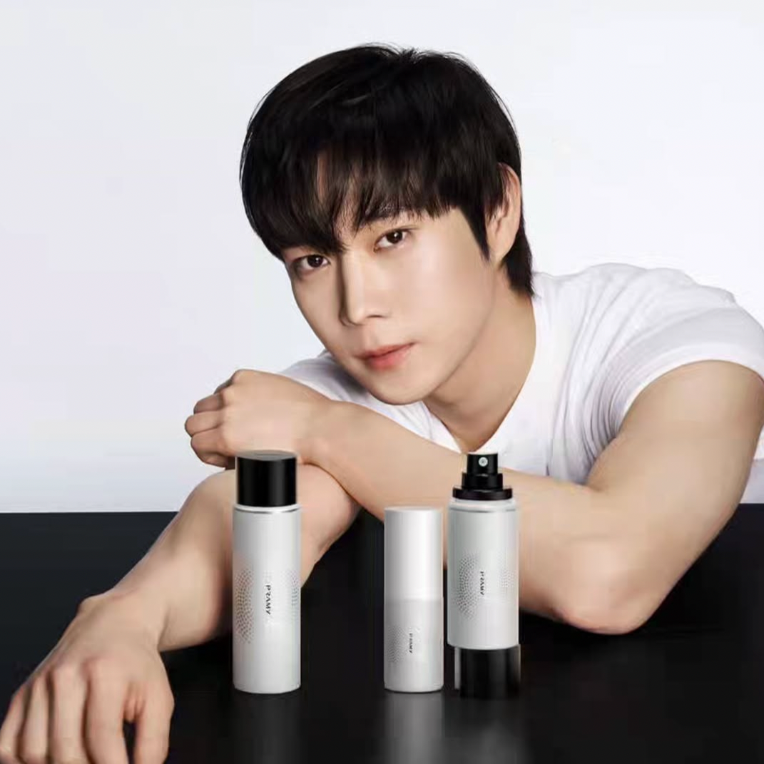 A moment captured by a fan of Kim Youngdae