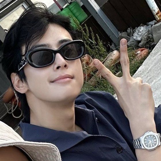 Cuplikan di balik layar dari Cha Eunwoo