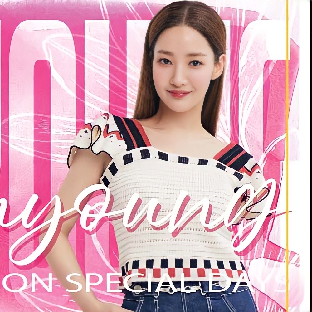 Behind-the-scenes cut of Park Minyoung