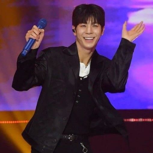 Latest photo of Jeong Dongwon