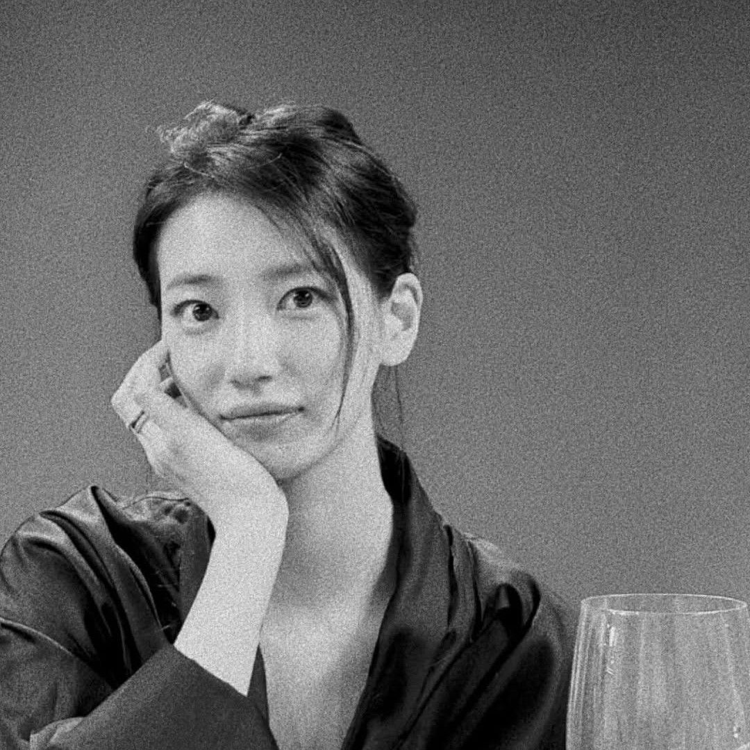 粉絲拍下的裴秀智瞬間