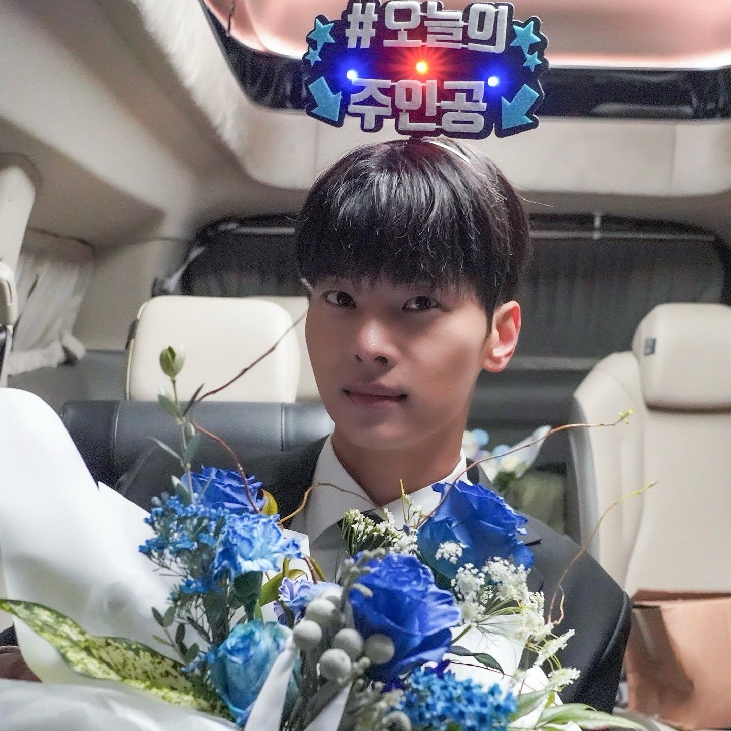 A moment captured by a fan of Cha Hakyeon (N)