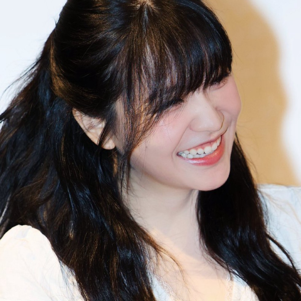 A moment captured by a fan of Yeri (1999)