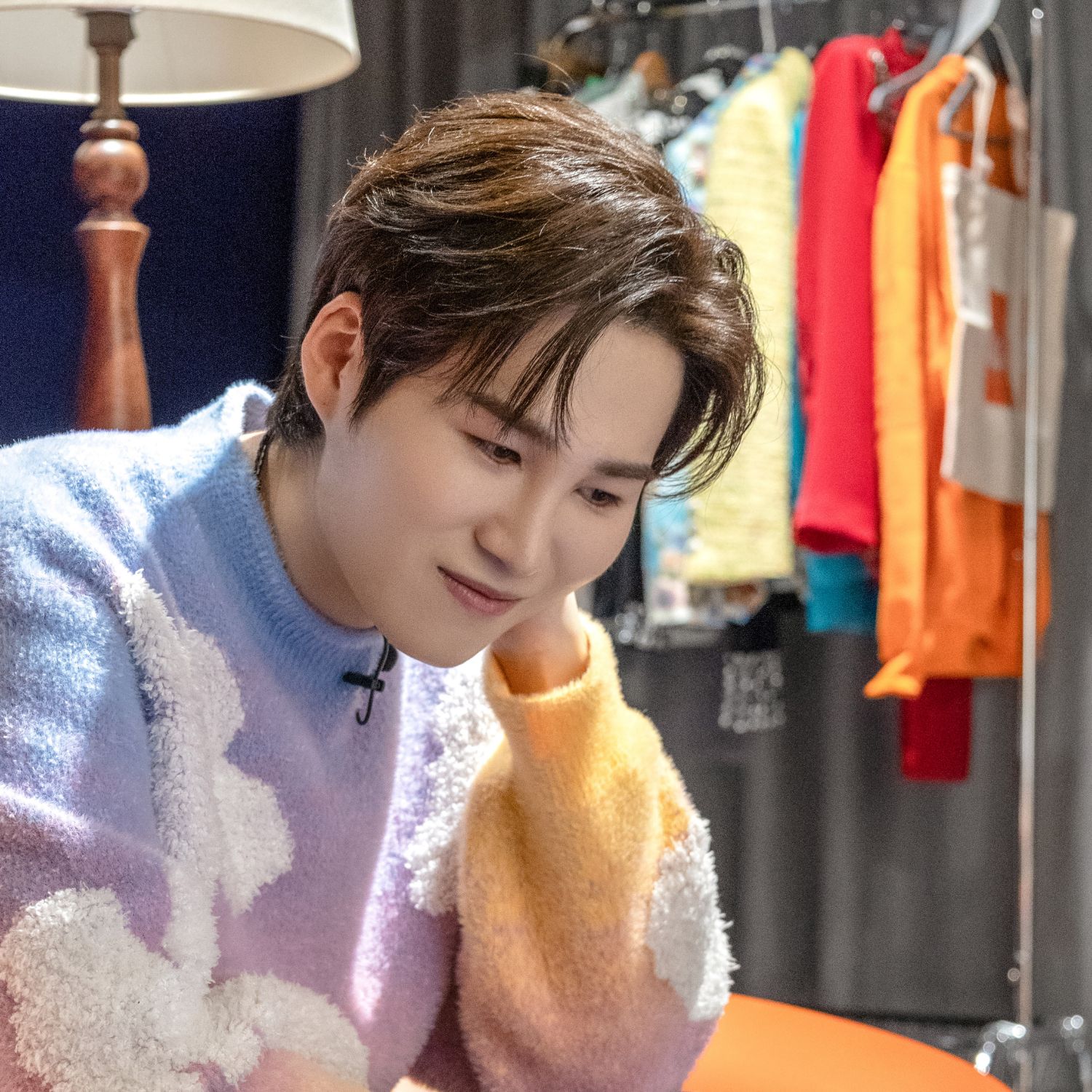 Behind-the-scenes cut of Kim Heejae