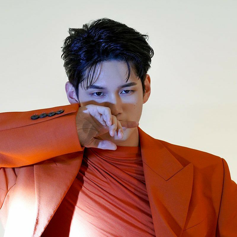 Foto terbaru dari Ong Seongwu