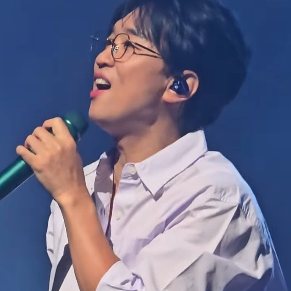 Recent activity shot of Bak Changgeun