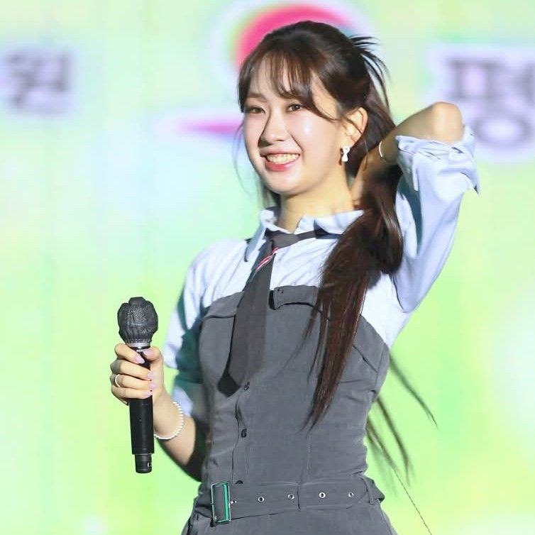 Foto kegiatan terbaru dari Jeon Yujin