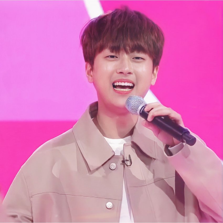 李燦元的最新照片