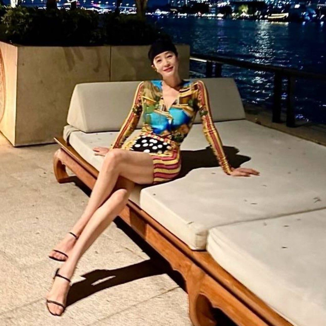 Behind-the-scenes cut of Kim Hyesoo