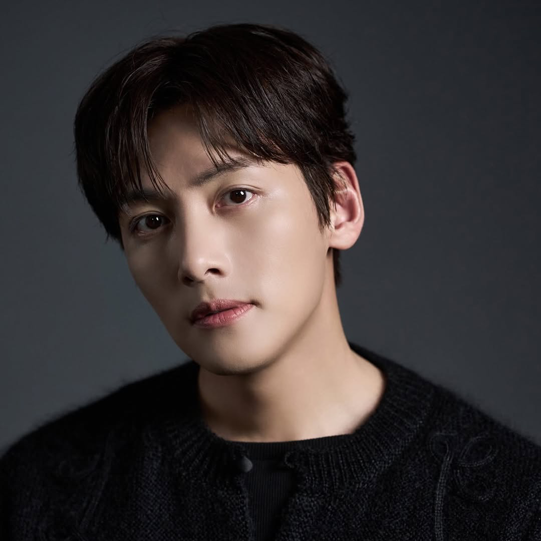 지창욱의 최신 사진