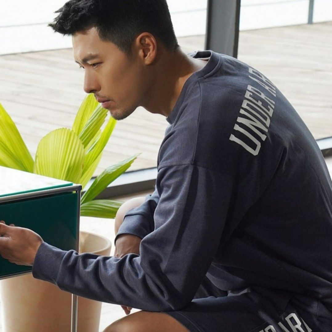 Behind-the-scenes cut of Hyun Bin