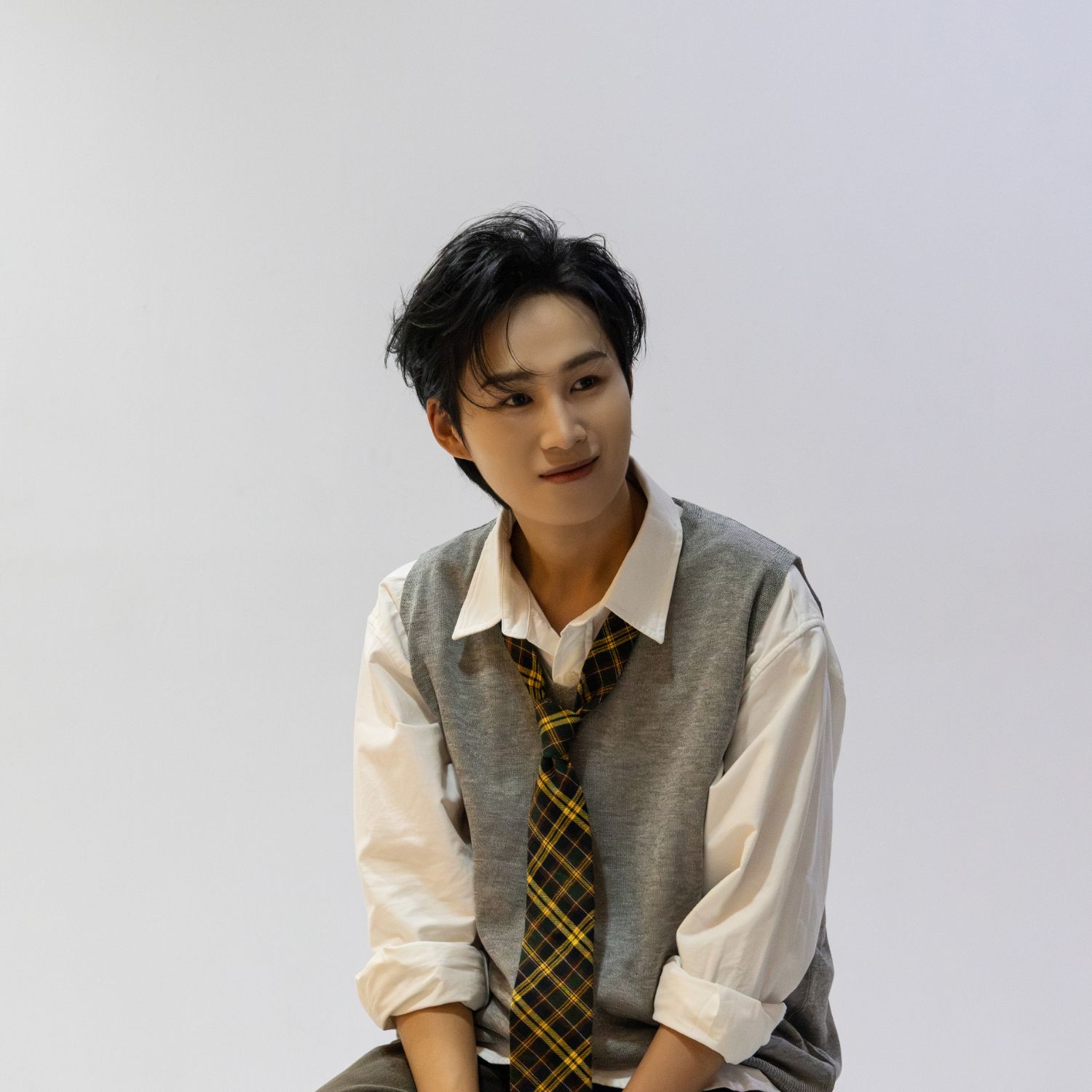 Behind-the-scenes cut of Kim Heejae