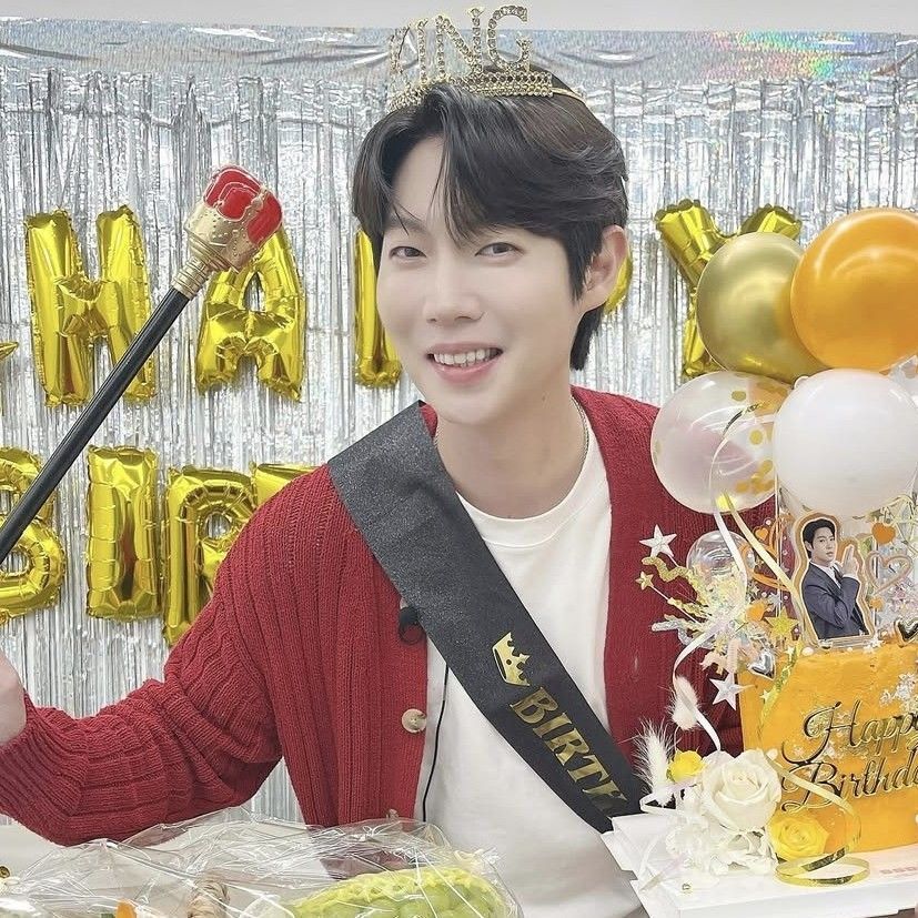 Foto kegiatan terbaru dari Son Taejin