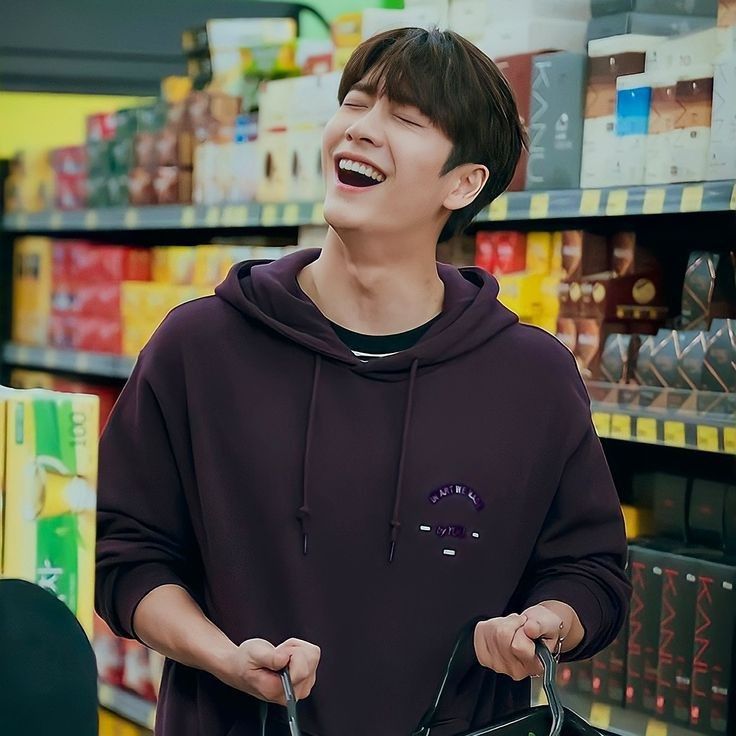 Latest photo of Kang Taeoh