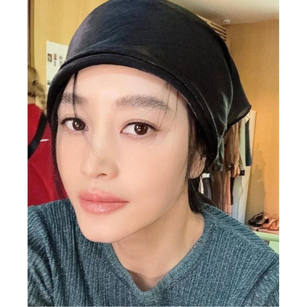 Latest photo of Kim Hyesoo