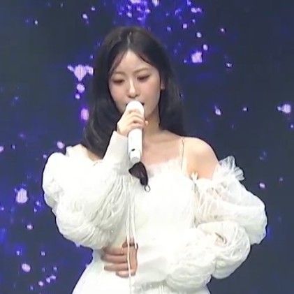 オ・ユジンのビハインドカット